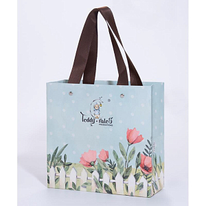 Медведь Lina TeddyTales, в костюме "Красная шапочка", XS, белый, брелок, 15 см